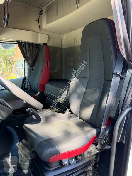 جرار Volvo FH 460 3x Globe *Standard-SZM...