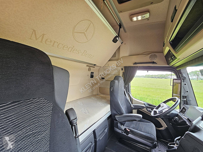 جرار Mercedes ACTROS 1853  GIGA,durabright