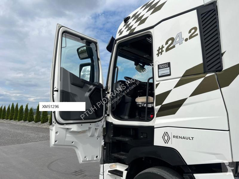 Влекач Renault T520/ HIGH CAB/ MODEL 2021/...
