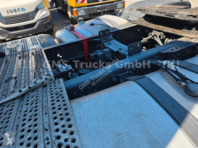 Tracteur Mercedes 1851 / Big Space / Standklima...