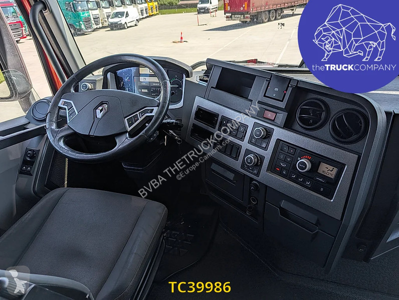 جرار Renault T 480