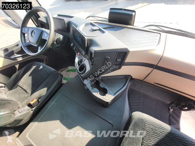 Trekker Mercedes 1842 4X2 StreamSpace Standklima