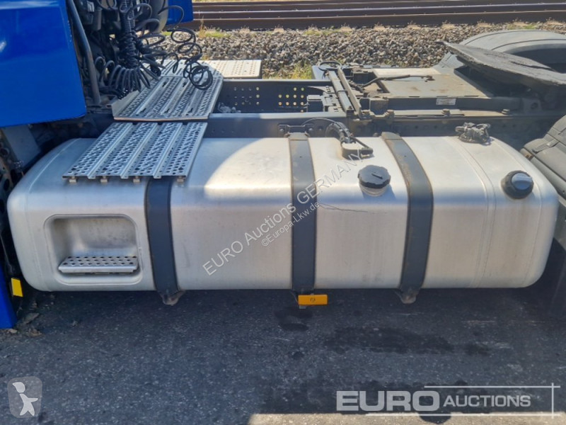 جرار Mercedes ACTROS 1845