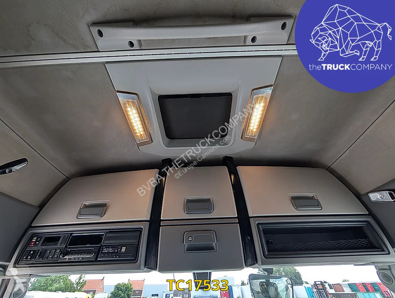 جرار Renault T 480