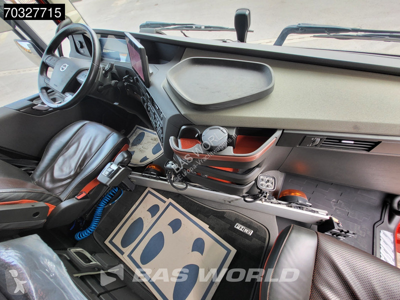جرار Volvo 650 6X2 Lift+Lenkachse I-ParkCool...