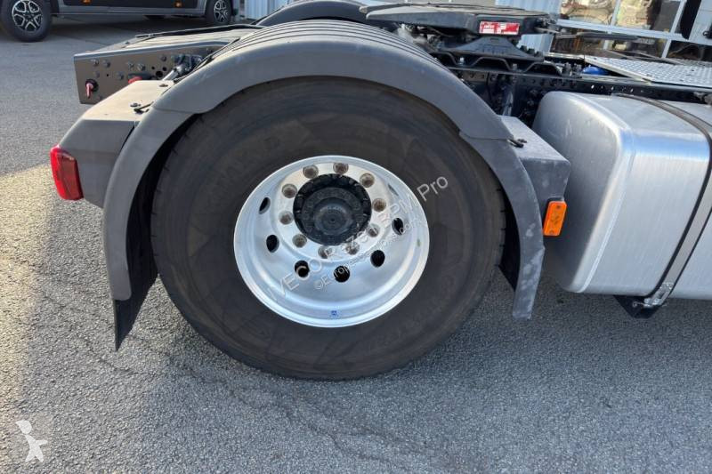 جرار Iveco