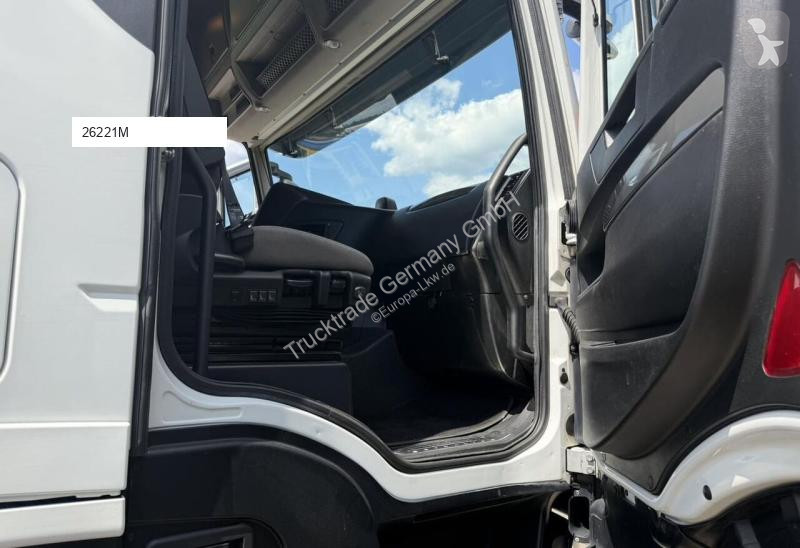 Iveco  tractor unit