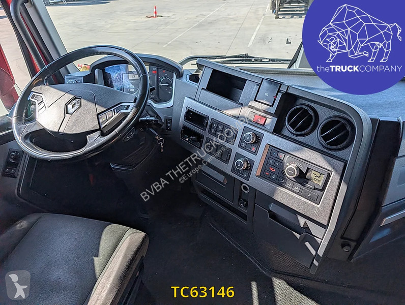 جرار Renault T 480