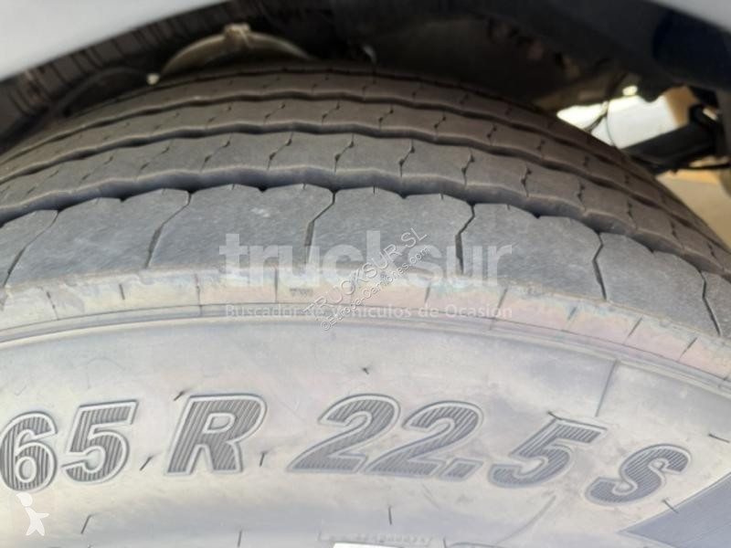 جرار Scania 500