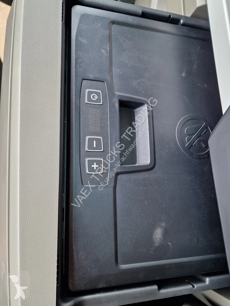 Traktor MAN 18.520 GX - D30 - Retarder - Full...