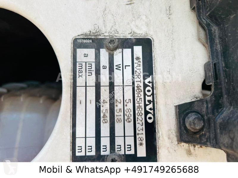 جرار Volvo 500 GlobeXL BL...