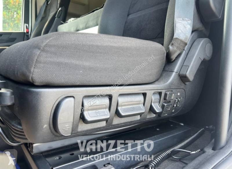 جرار Iveco