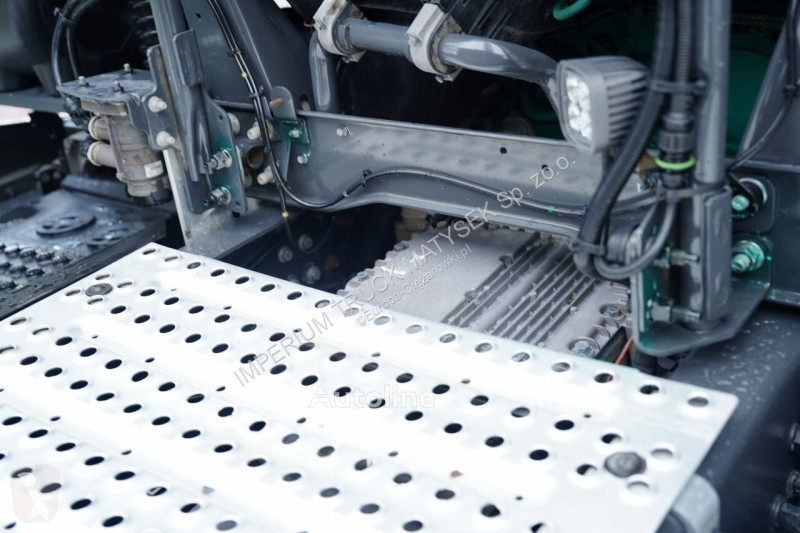 Cap tractor Volvo I-SHIFT