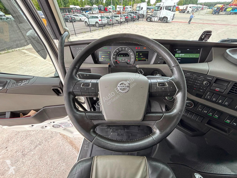 Trattore Stradale Volvo 500 6x2 GLOBE XL /...
