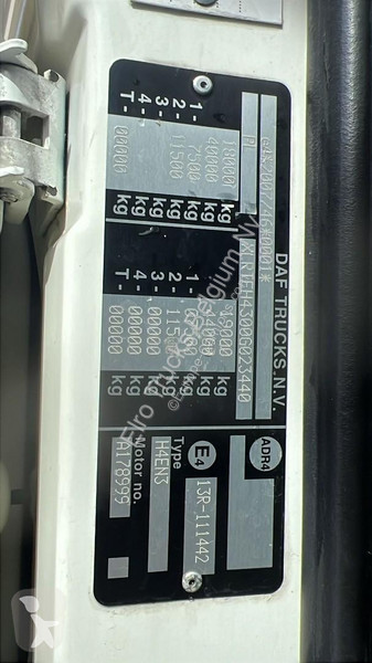 جرار DAF (BOITE MANUELLE / MANUAL GEARBOX)