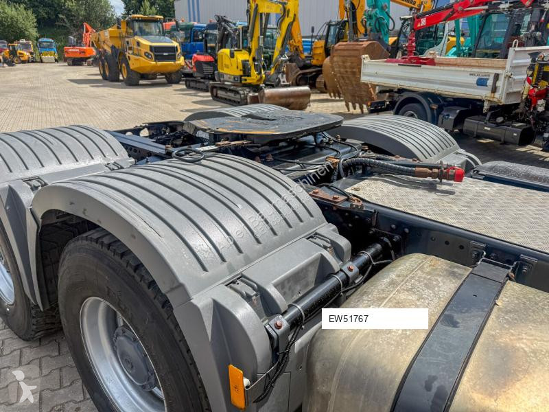 Cabeza tractora Mercedes 3351 MP3