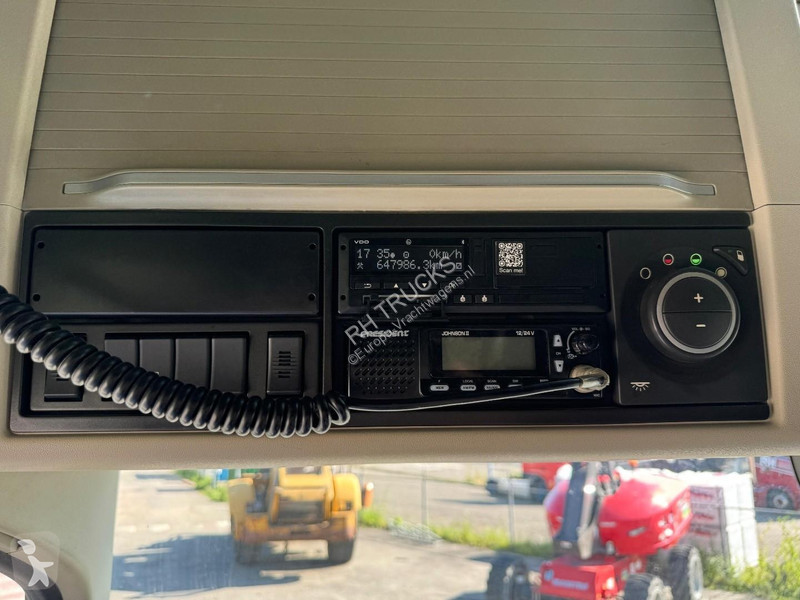 Trekker Volvo 460 4X2 EURO 6 + TRS COOLING