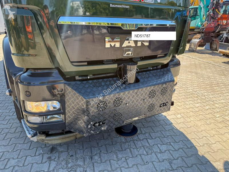 Trattore Stradale MAN F600A/660AXP26