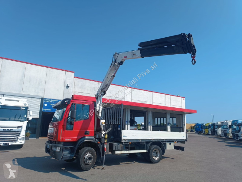 شاحنة Iveco 150 E 21