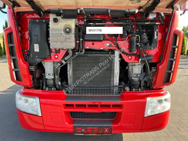 Влекач Renault 460 DXI/ 2013/ NISKI PRZEBIEG/...