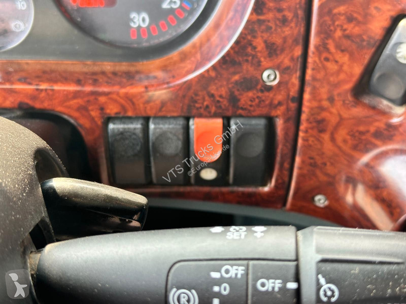 Tracteur DAF XF  4x2 Top !! Liebhaberfahrzeug