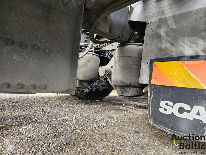 Traktor Scania 380