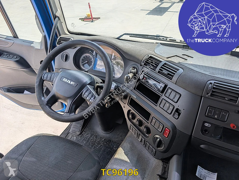 جرار DAF 440