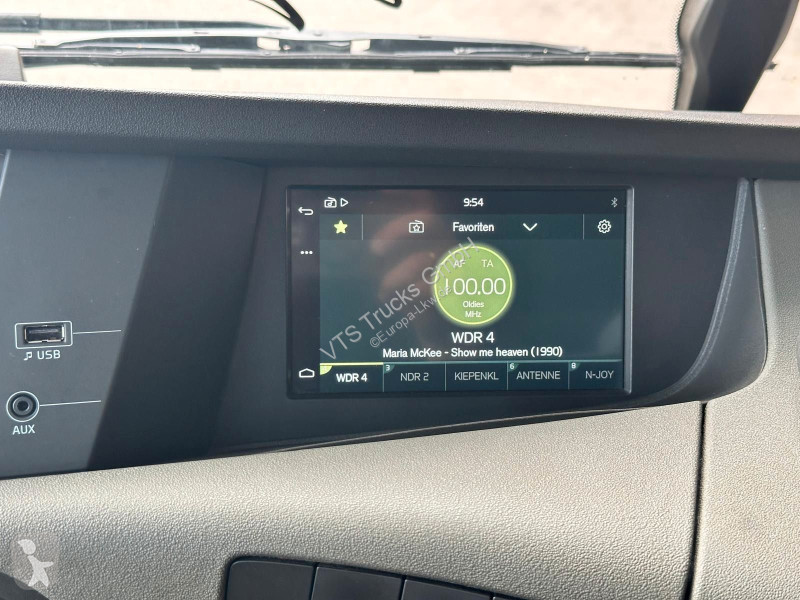 جرار Volvo 500 4x2 LL Hubsattel