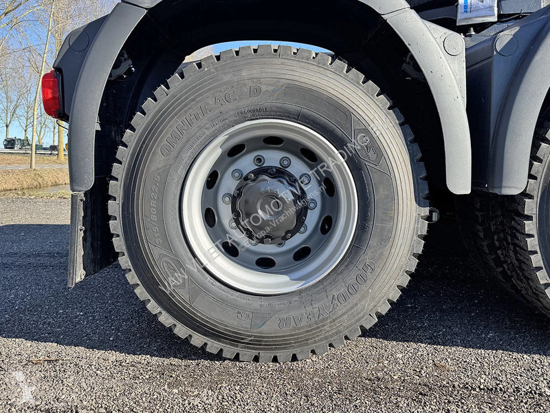 Traktor MAN 33.440 BB SA Premium Tractor Head...