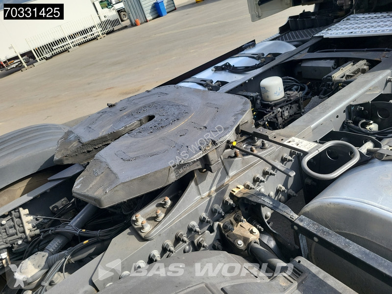 جرار Volvo 500 4X2 VEB+ 2xTanks I-ParkCool