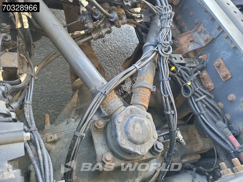 جرار Volvo 6X2 Globe Lift+Lenk Retarder...