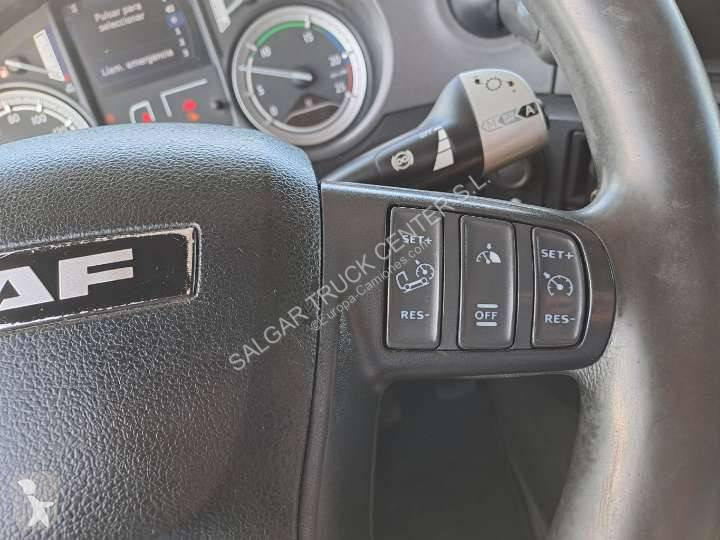 جرار Volvo