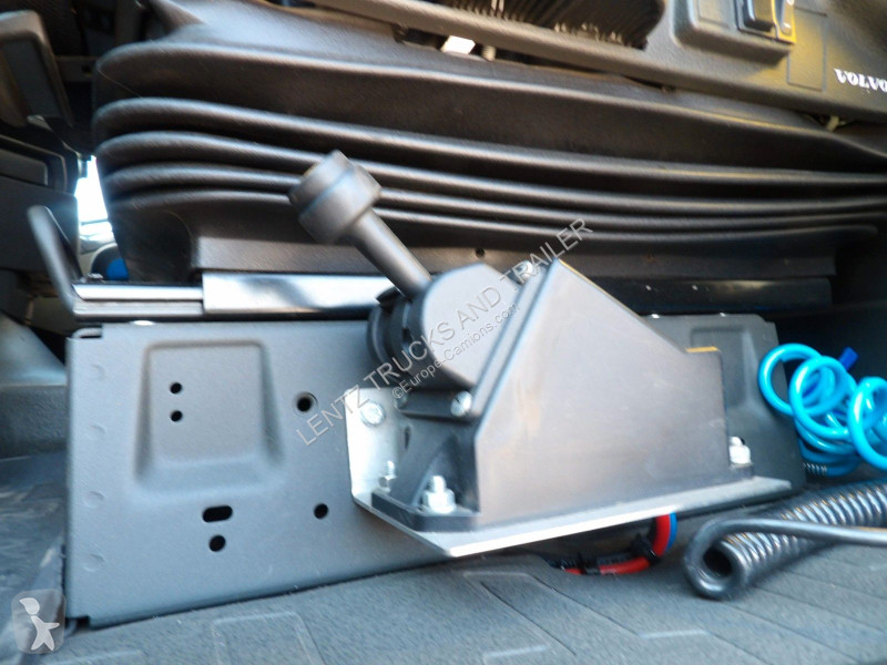 جرار Volvo FH460-SPOILER-FG NR...
