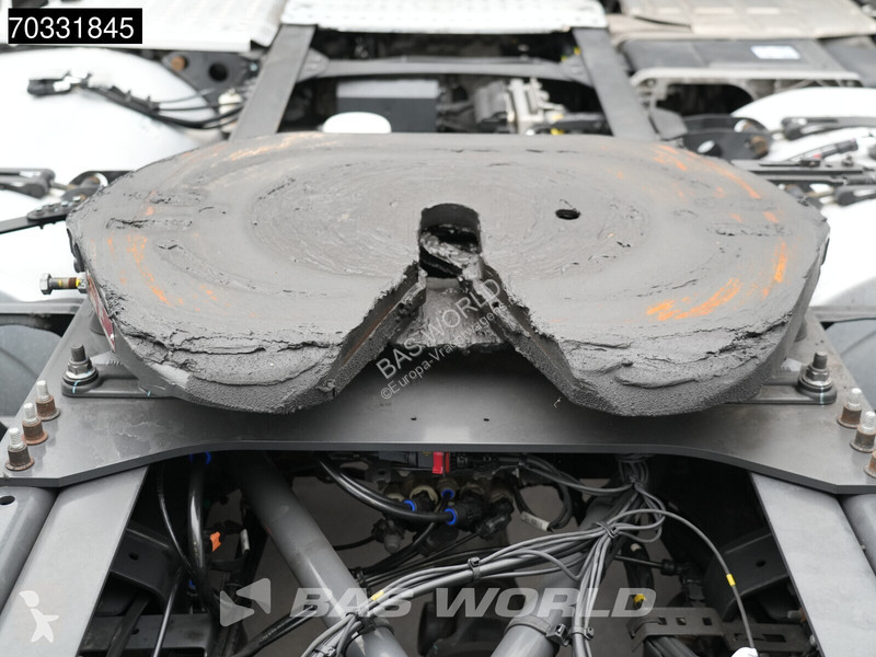 جرار Volvo 500 4X2 XL 2x Tanks Standklima ACC APK