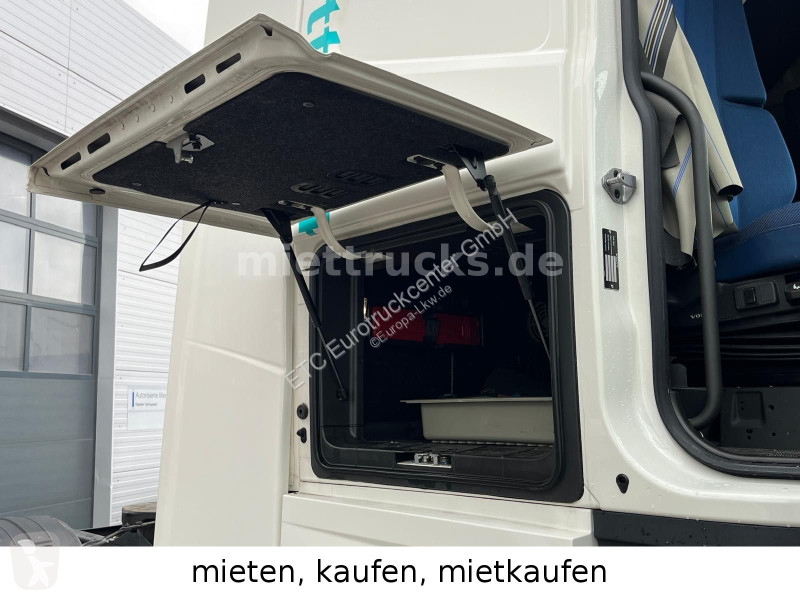 Влекач Volvo 500 Globe Mietkauf 1525 Euro mtl.