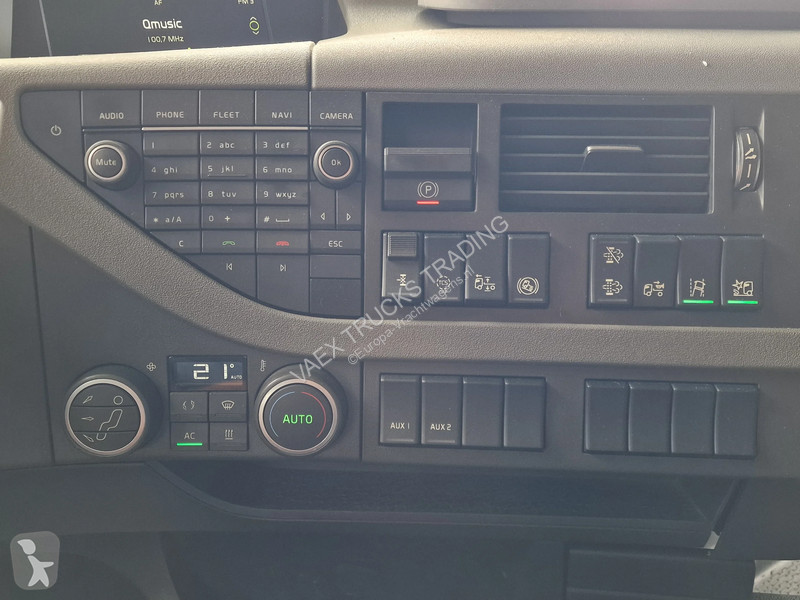 Traktor Volvo 13460 Globetrotter 4x2 - Full...