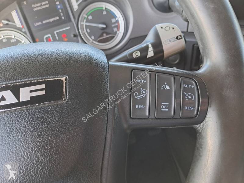 جرار Volvo