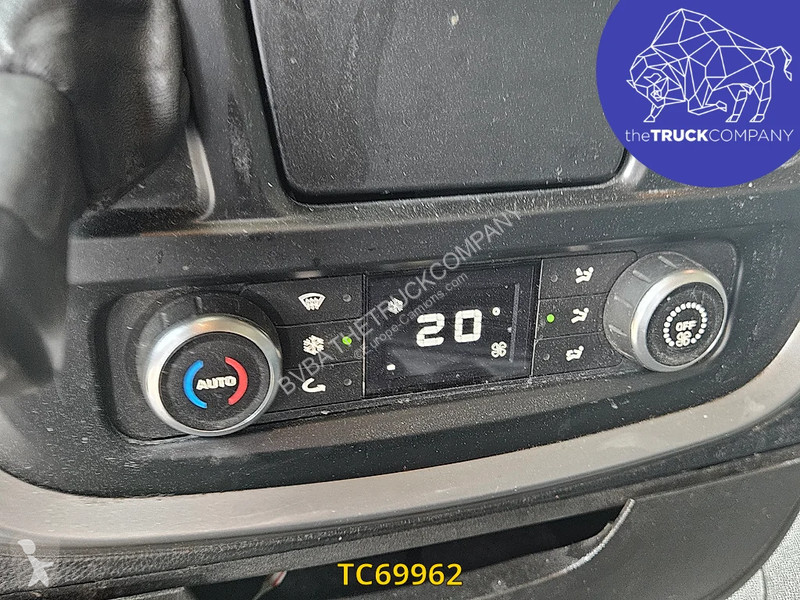 Тягач Iveco