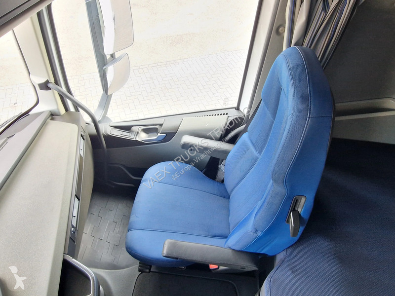 Tracteur Volvo 13460 Globetrotter XL 4x2 - I...