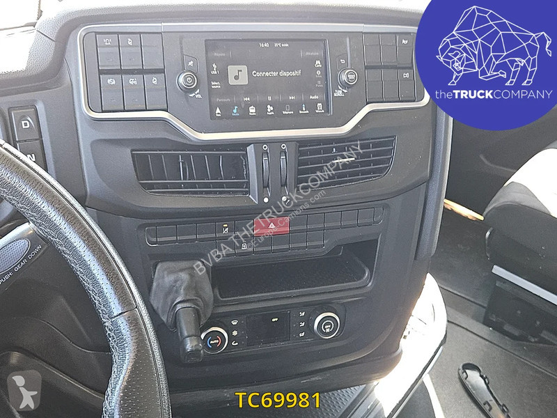 Trekker Iveco S-Way 460