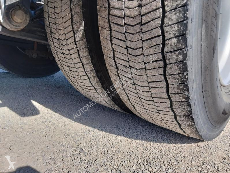 Tracteur Renault 480 XROAD TSeries