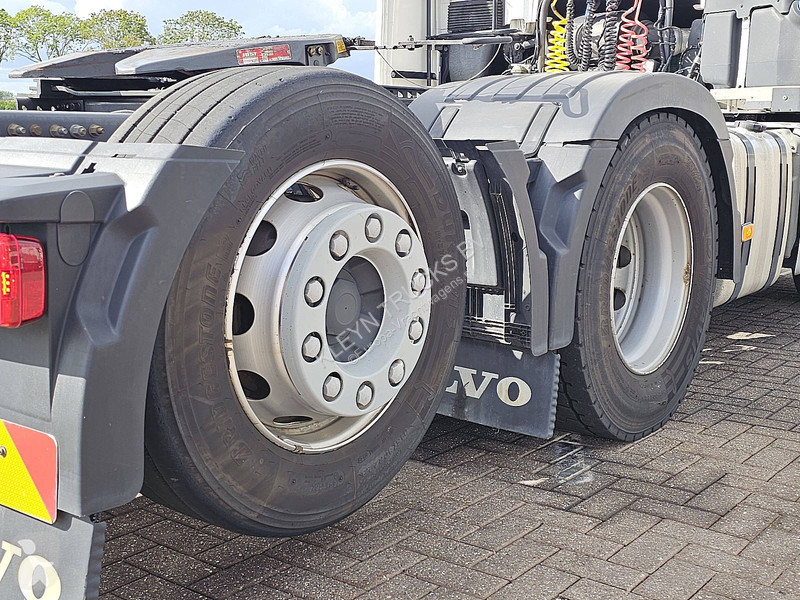 Cabeza tractora Volvo 460 6X2 GT Single Boogie