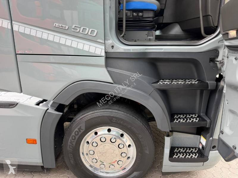 Cabeza tractora Volvo