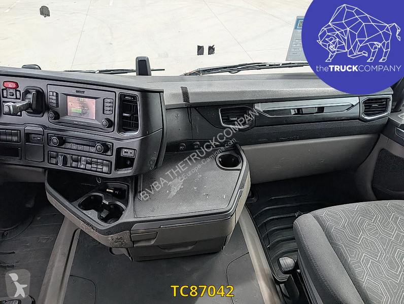 Cabeza tractora Scania 410