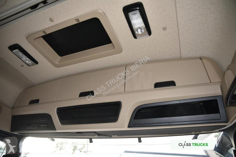 Tahač Mercedes 5 1845 BigSpace MirrorCam