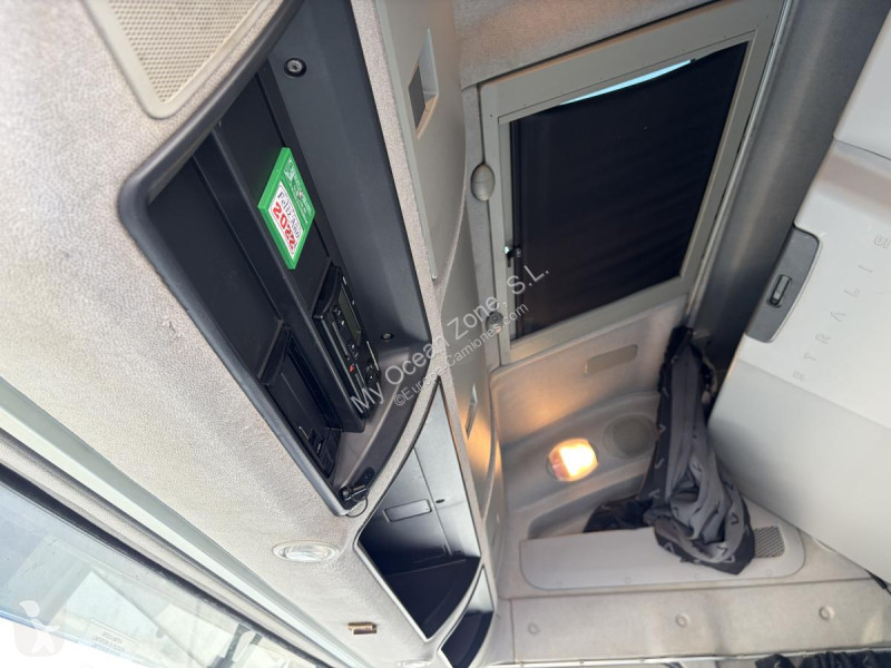 Cabeza tractora Iveco 440 S 45