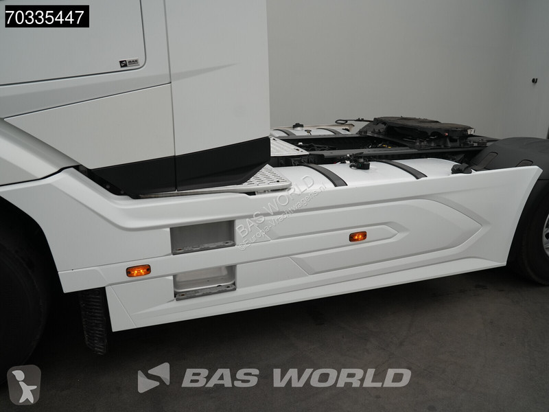 Tahač DAF + 530 4X2 Retarder 2x Tanks...