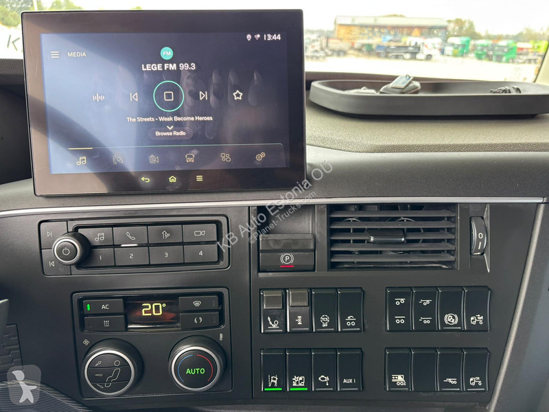 جرار Volvo 500 6x2 GLOBE XL / RETARDER / DOUBLE...