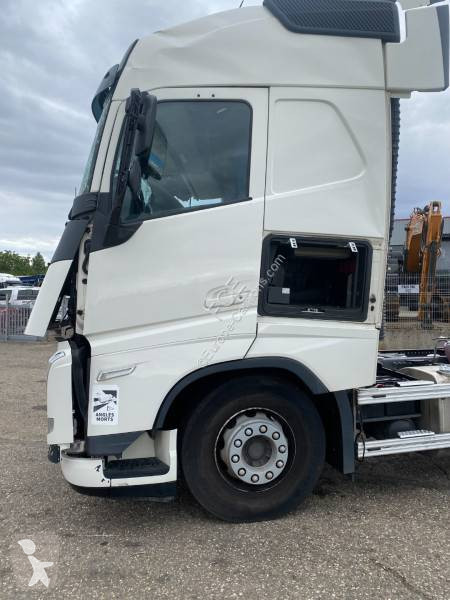 Tractor Volvo 500