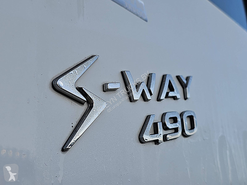 Nyergesvontató Iveco AS440S49